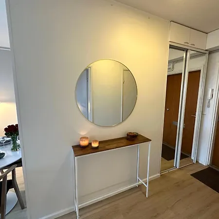 Daire Modern In Heart Of *